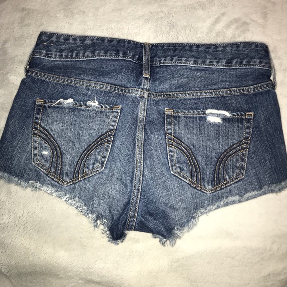 Hollister Denim Shorts - Picture 2 of 3